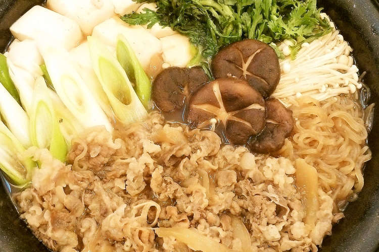 松屋牛めしの具で お手軽すき焼き 牛鍋 レシピ 作り方 By Kouayaa クックパッド 簡単おいしいみんなのレシピが356万品