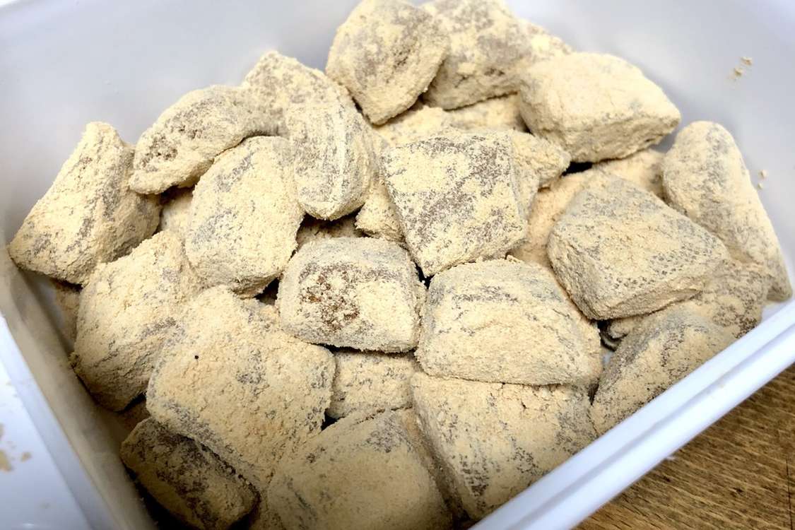 黒ごまきな粉 げんこつ飴 140g×2袋 菓子 飴 きな粉 黒ごま その他 加工食品 lincrew.main.jp