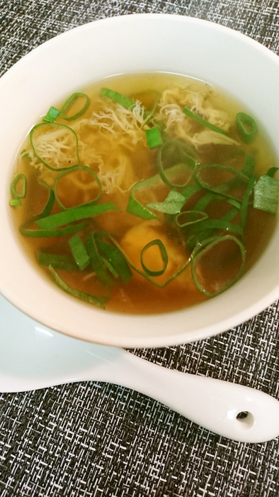 ヤマブシタケのスープの写真