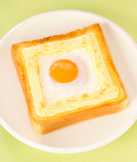 とろーりたまごのマヨトースト