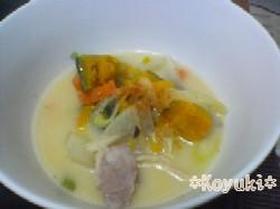 牛乳入りまろやか豚汁