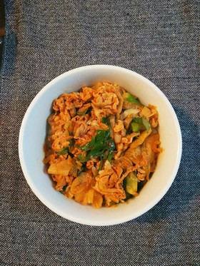 豚キムチ丼☆みそ風味