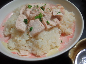 ケチャップを使わない海南チキンライス