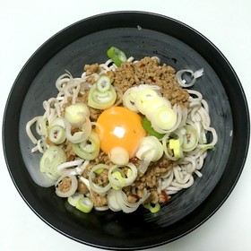 簡単☆お蕎麦アレンジ【坦々肉そば】