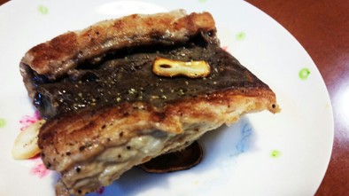 マグロの血合いガーリックステーキの写真