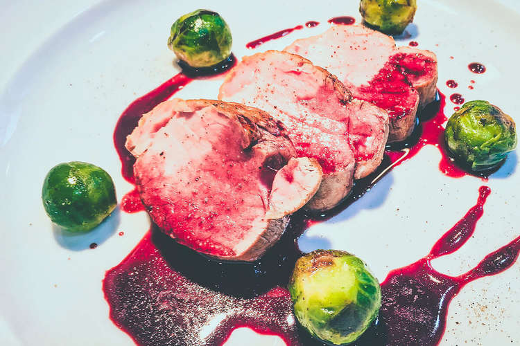 豚ヒレのステーキ ポルトソース レシピ 作り方 By 低温調理器boniq クックパッド 簡単おいしいみんなのレシピが365万品