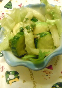 ホタテ入り炒め大根アボガド野菜サラダ