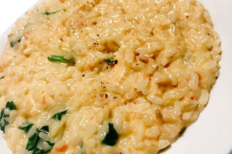 余ったご飯で鮭とほうれん草の卵リゾット レシピ 作り方 By あどるふぉ クックパッド