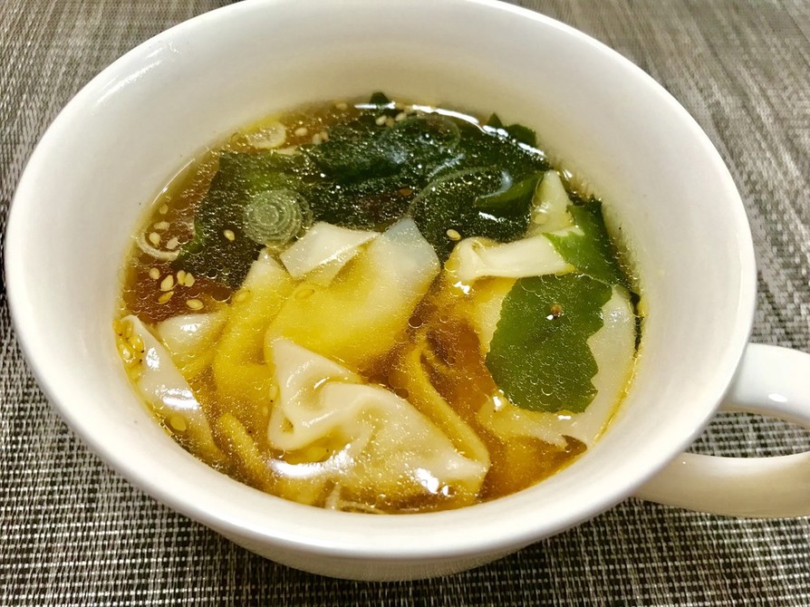 簡単ワンタンスープ・中華スープの画像