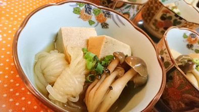 ほっこり♪【高野豆腐と結び白滝の煮物】の写真
