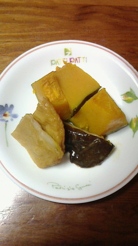 かぼちゃの煮物 さつま揚げと椎茸も
