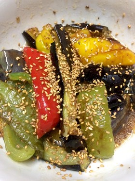 茄子とパプリカの揚げ浸し