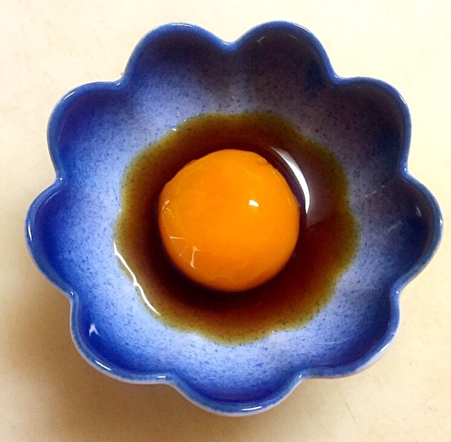 冷凍卵の卵黄出汁漬けの画像