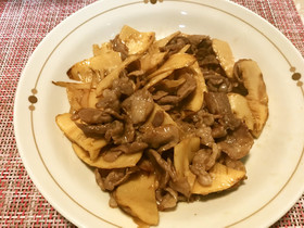 旬の薄切り筍と豚バラ肉の甘辛炒め!