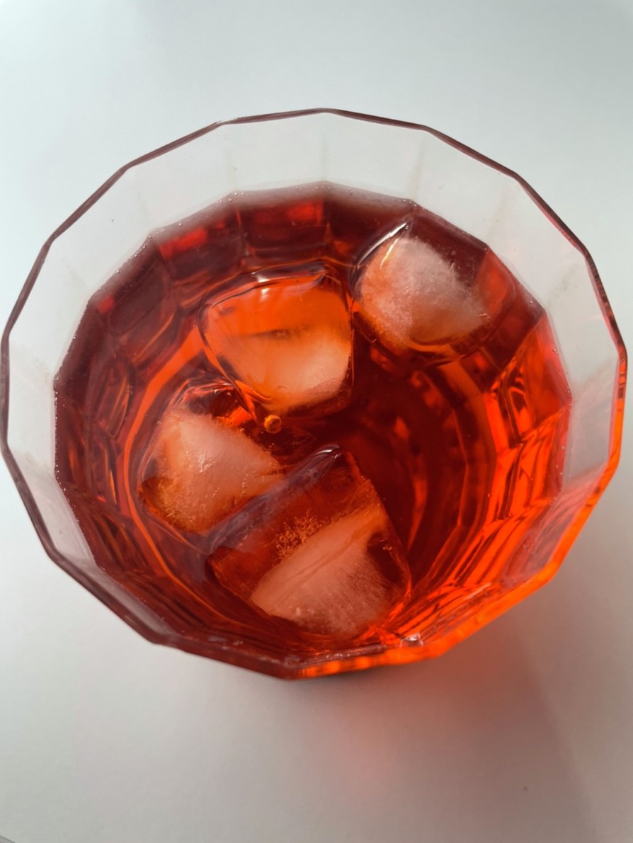 赤い水（アルコールタイプ）の画像