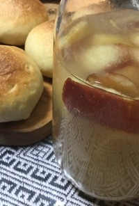 りんごの皮と芯からシードル～パン　