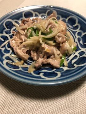 豚肉と千切り大根のちょっと酢炒め