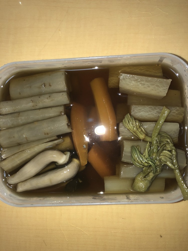 ウドと根菜の煮物の画像