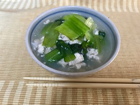 朝食に♪小松菜鶏そぼろあんかけ丼