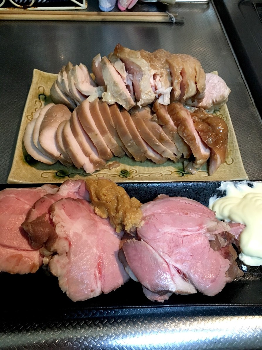 【低温調理】鶏と豚のシンプルチャーシューの画像