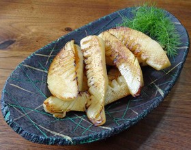 旬のたけのこのバター焼き
