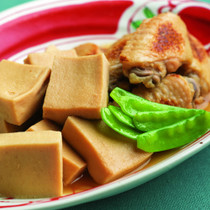 高野豆腐と手羽先の含め煮