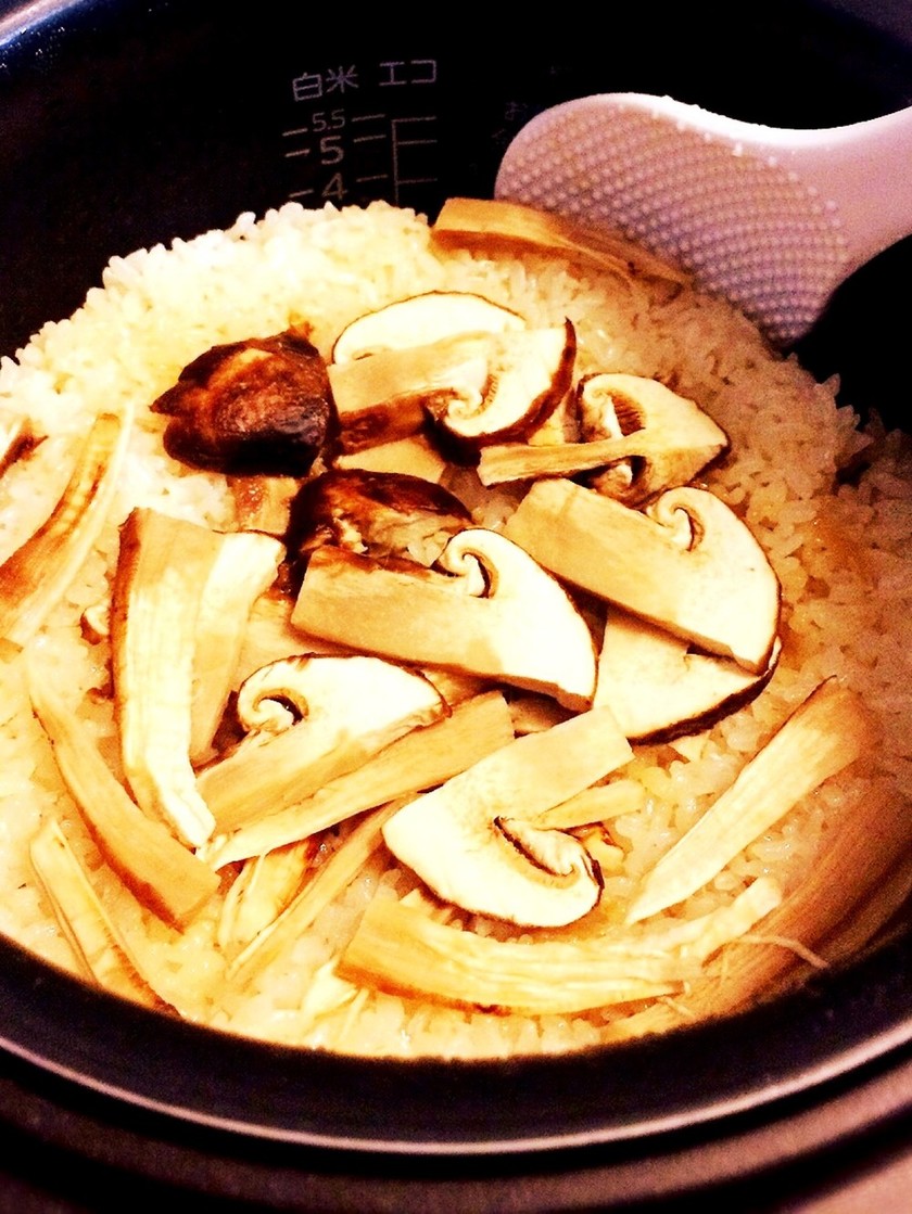 白だしで簡単 松茸ご飯 By Eriii39 クックパッド 簡単おいしいみんなのレシピが339万品
