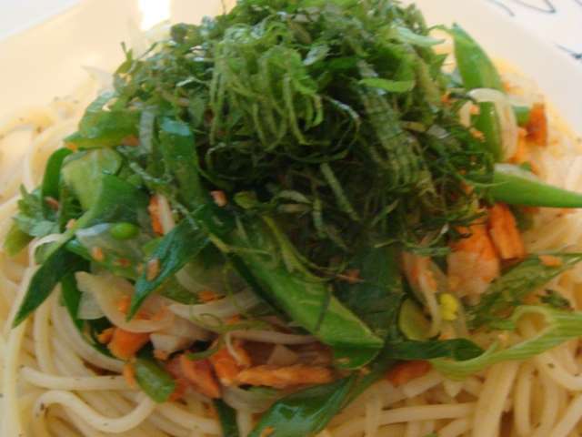 残った塩シャケで 和風パスタ レシピ 作り方 By Mybinue クックパッド