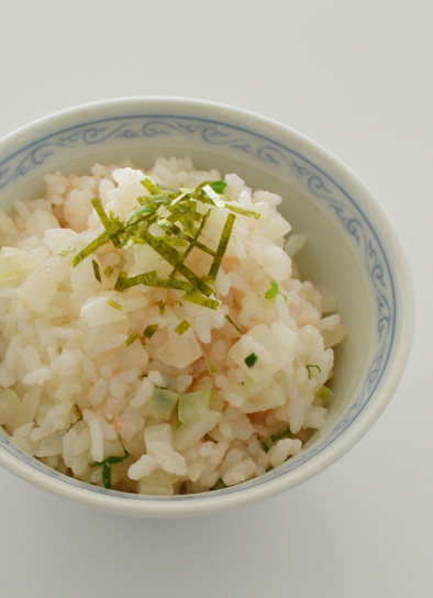 新玉葱の春色ご飯（ミニ）の写真