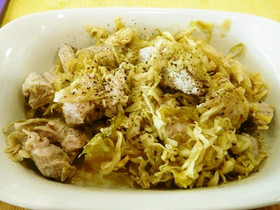 豚肉や鶏肉のザワークラウト炒め