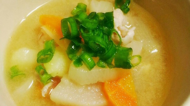液みそde簡単ダシ無しあっさり豚汁 レシピ 作り方 By くりくりーん クックパッド 簡単おいしいみんなのレシピが364万品