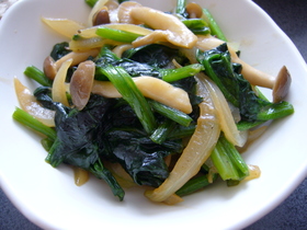 ホウレン草としめじと玉葱☆バタ醤炒め