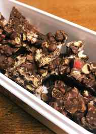 みんなが作ってる チョコクランチ フルーツグラノーラのレシピ クックパッド 簡単おいしいみんなのレシピが344万品