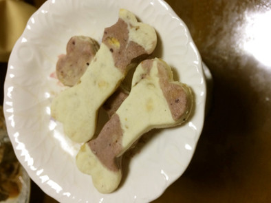 犬用　ローズヒップ＆バナナ焼き菓子の写真