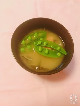 ☆スナップエンドウ☆+で春のお味噌汁