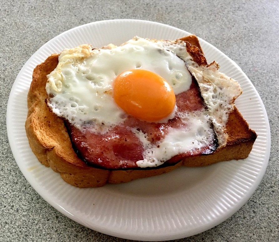 朝食に★ハムエッグ トーストの画像