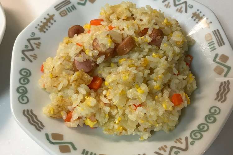 とうちゃんのチャーハン ソーセージ香味ぺ レシピ 作り方 By らびたんく クックパッド