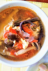 春の簡単レシピ☆ワラビと筍のトマトスープ