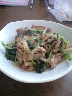 簡単!豚肉と大根の塩コショウ炒め