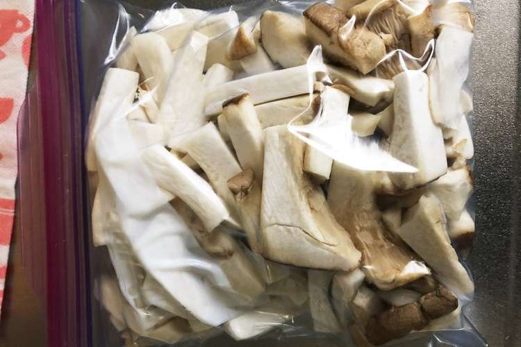 冷凍保存 エリンギ レシピ 作り方 By 菜緒 クックパッド 簡単おいしいみんなのレシピが367万品