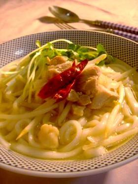 冷凍うどんで簡単和風フォー