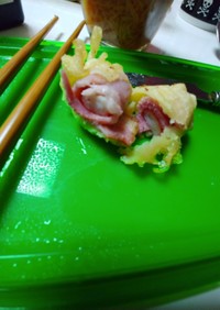ベーコンのカニかま巻き天ぷら