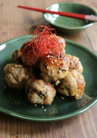 お弁当☺️塩昆布と葱の中華風豚こまボール