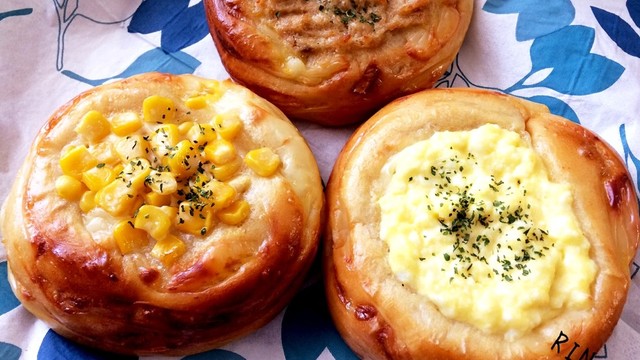 Hbで簡単 お惣菜パン3種類 レシピ 作り方 By Rinまま クックパッド 簡単おいしいみんなのレシピが354万品