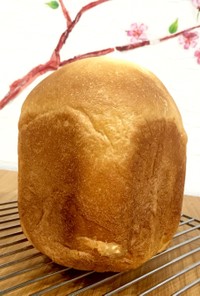 大麦粉入りの黒糖食パン