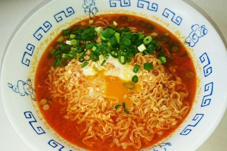 チキンラーメンで 辛ラーメン 風 レシピ 作り方 By Ktyr3 クックパッド 簡単おいしいみんなのレシピが351万品