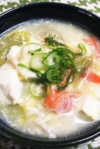 レタスと豆腐のカニカマ入りかき玉スープ