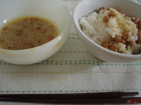 騙されたと思ってやってみて☆納豆に砂糖