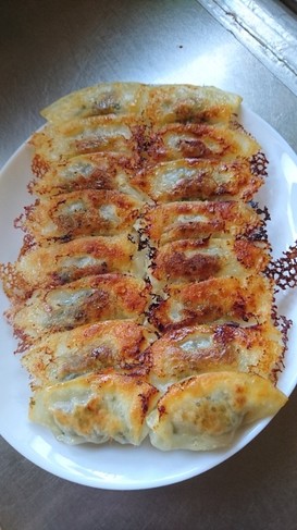 行者にんにく餃子