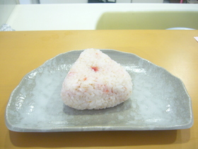 まぜるだけ!! 美味しい梅おにぎり